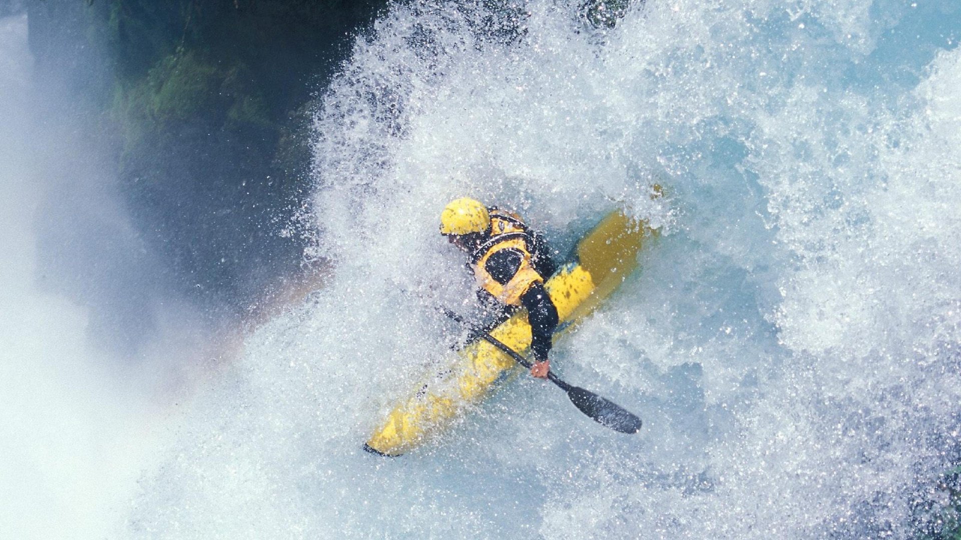 “费尔南多·比亚尔巴的技术突破,使美洲狮队成为全球橄榄球的新力量”