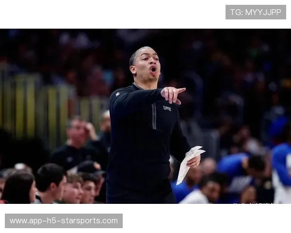 快船继续下滑，球队信心陷入危机，快船继续下滑,球队信心陷入危机中