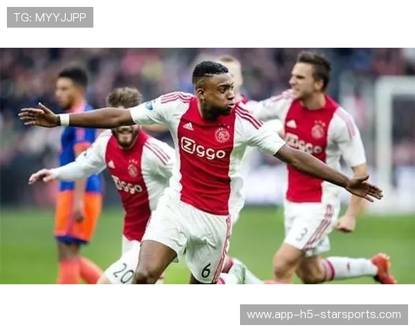 阿贾克斯继续稳居荷甲榜首，冠军争夺形势愈加紧张，阿贾克斯有几名荷兰国脚
