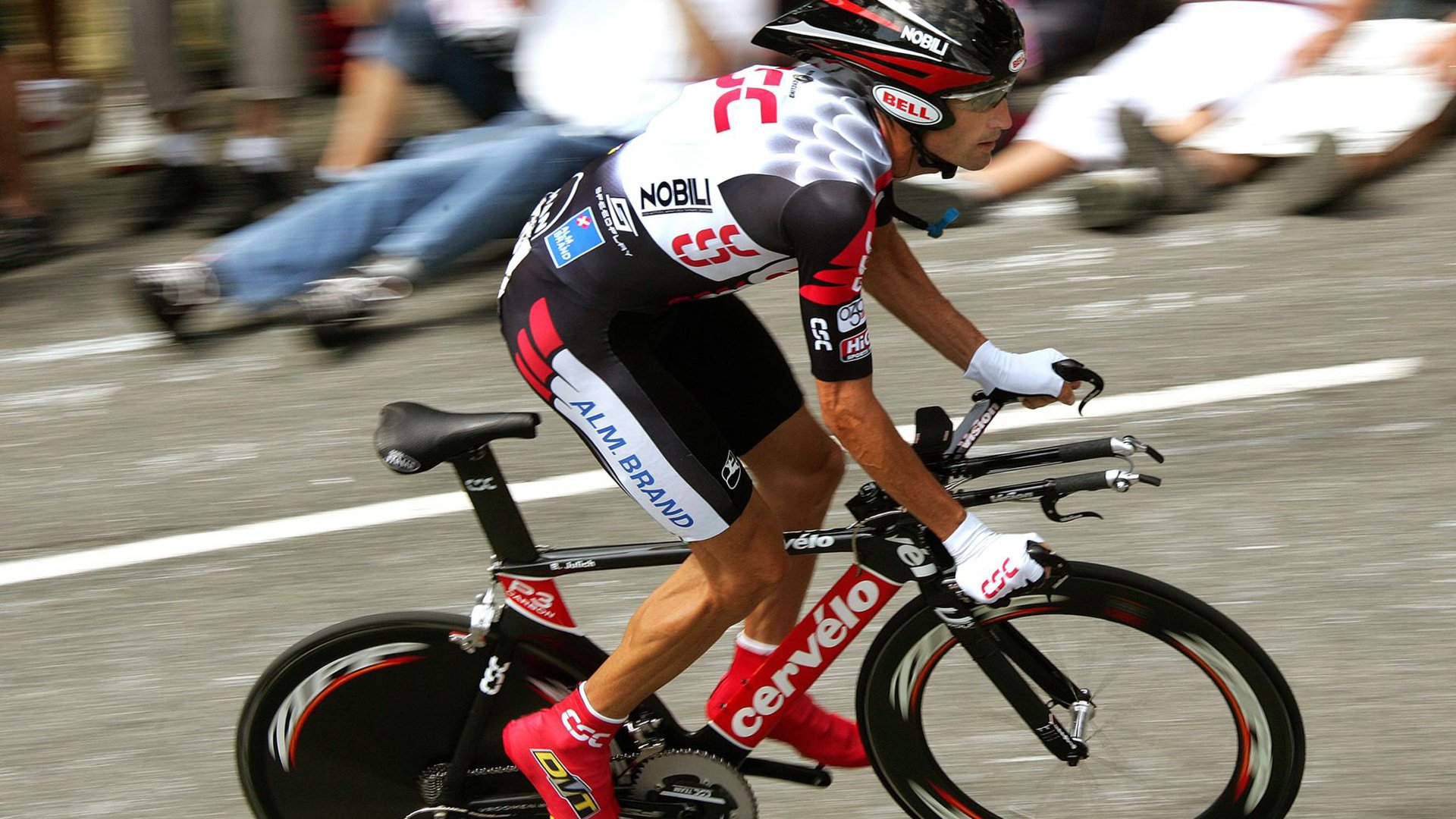 《英雄联盟》“未来之王”全球预选赛爆发精彩!